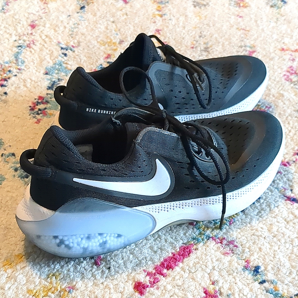 Nike Joyride Running Flyknit